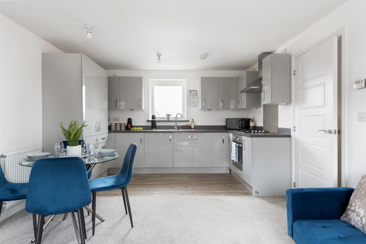 Two Bedroom Apartment - Milton Keynes By Aryas Properties Broughton  Exterior photo